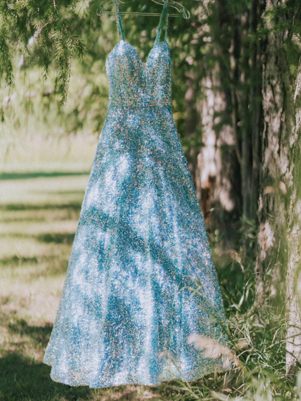 Iridescent holographic sequin princess ball gown prom wedding dress size 6